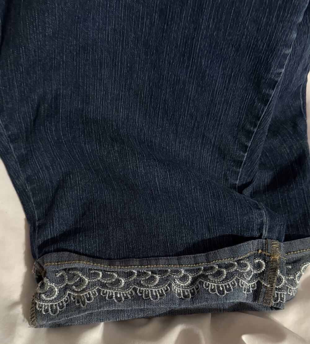 Women's Essentials Crop Denim Blue Jeans Plus 22/24W w/Embroidered Ankle Cuff